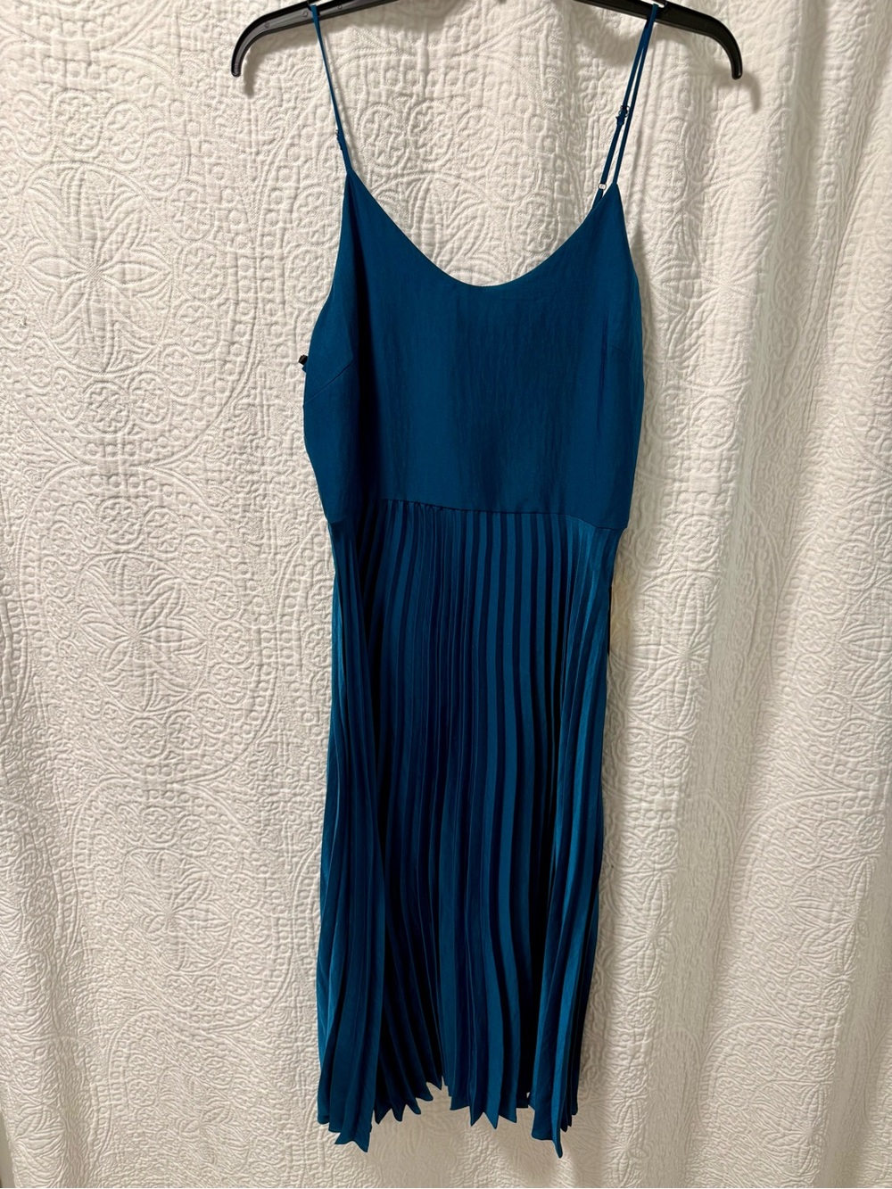 Elegant Teal Pleated Midi Slip Dress